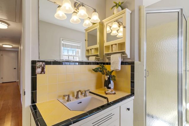 2129 Belmont Avenue, San Carlos, CA 94070