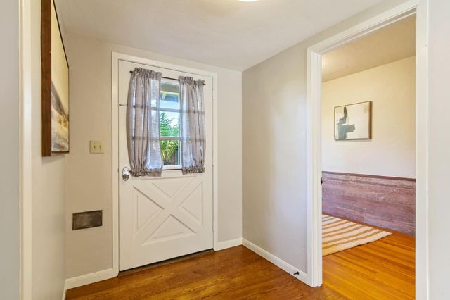 2129 Belmont Avenue, San Carlos, CA 94070