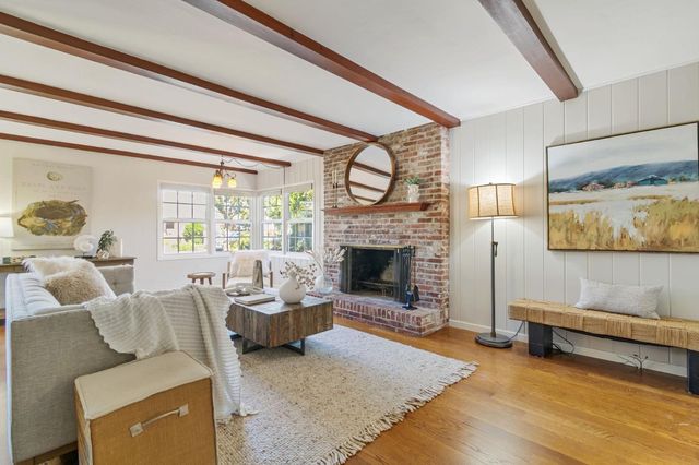 2129 Belmont Avenue, San Carlos, CA 94070