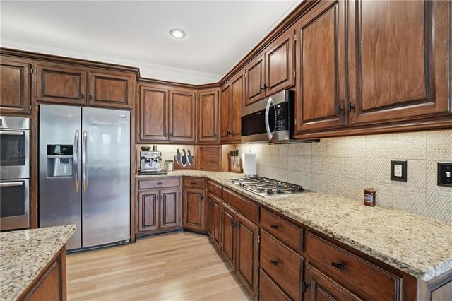 5308 W 161st Street, Overland Park, KS 66085