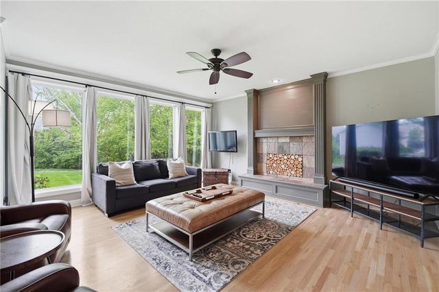 5308 W 161st Street, Overland Park, KS 66085