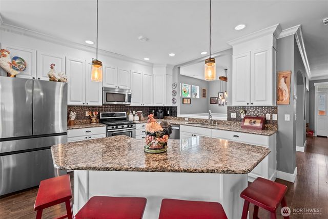 4398 Chanting Circle SW, Port Orchard, WA 98367