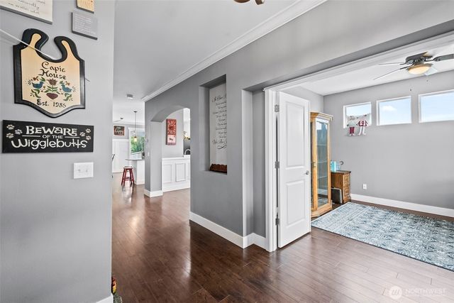 4398 Chanting Circle SW, Port Orchard, WA 98367