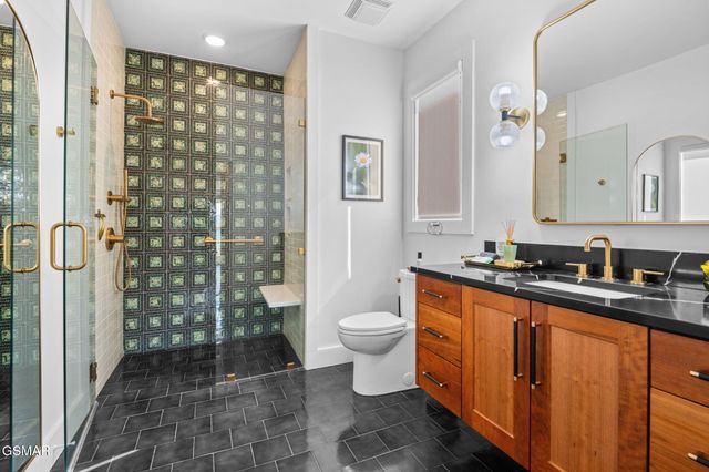 3322 Sugar Maple Loop Road, Sevierville, TN 37862