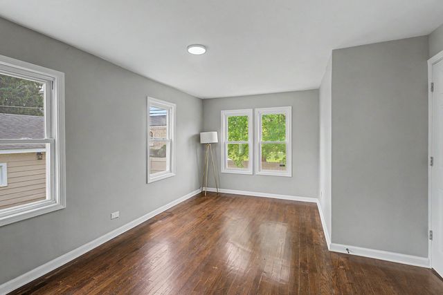 417 S 3rd Avenue, Maywood, IL 60153