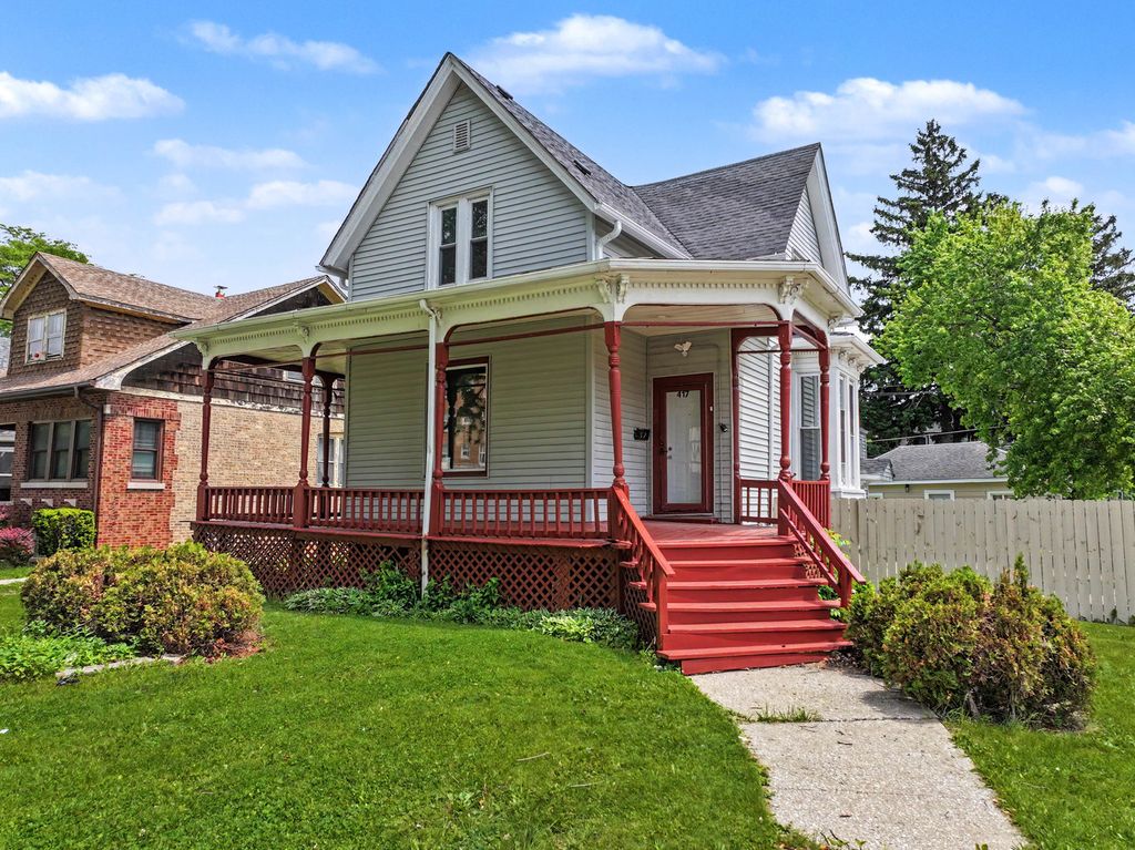 417 S 3rd Avenue, Maywood, IL 60153