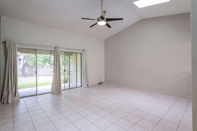 5849 BLUE DAHLIA WAY 12, Orlando, FL 32807