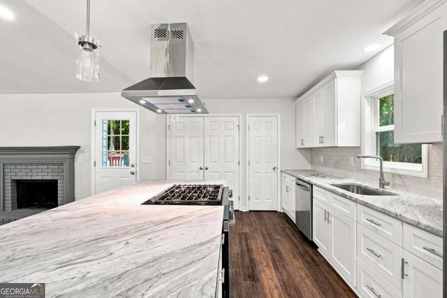 5506 Muirwood Court, Powder Springs, GA 30127