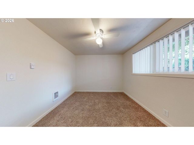 16656 Se MOON Ave, Milwaukie, OR 97267