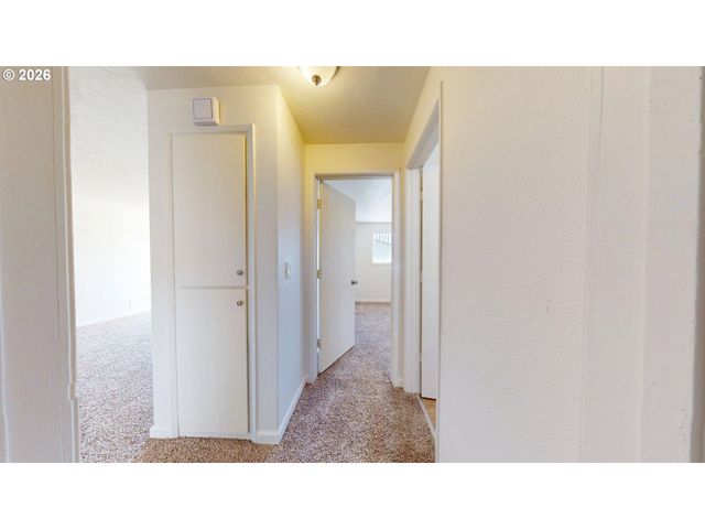 16656 Se MOON Ave, Milwaukie, OR 97267