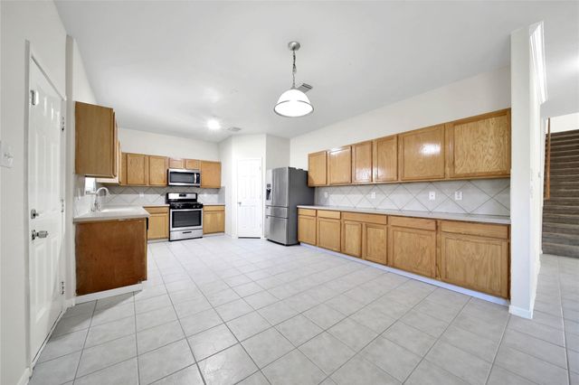 18330 Tangle Tree Ln, Houston, TX 77084
