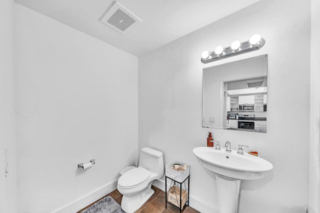 1945 S Ocean Drive 1803, Hallandale Beach, FL 33009