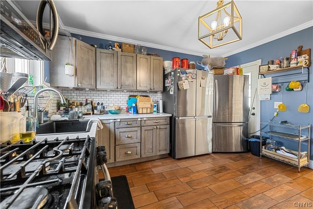 14 Moseley Street, Whitestown, NY 13492