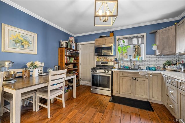 14 Moseley Street, Whitestown, NY 13492