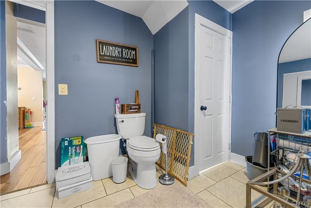 14 Moseley Street, Whitestown, NY 13492