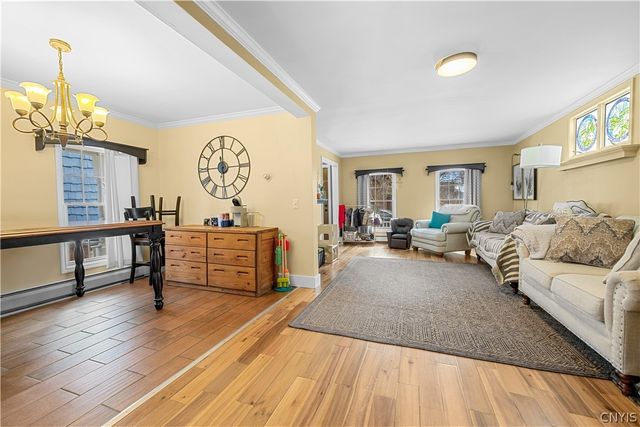 14 Moseley Street, Whitestown, NY 13492