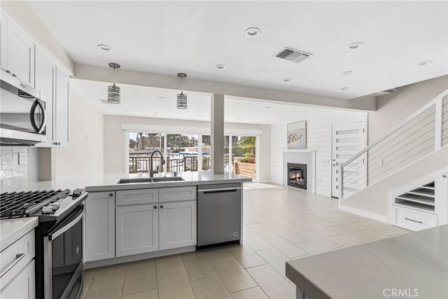 4411 W Coast Highway 6, Newport Beach, CA 92663