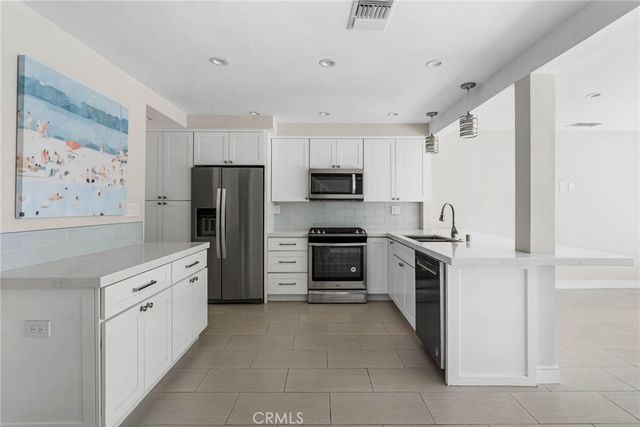 4411 W Coast Highway 6, Newport Beach, CA 92663