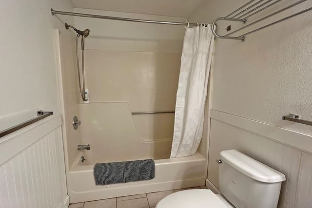 20 Wolf Road A8, Lebanon, NH 03755