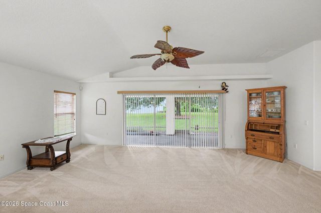 952 Tavernier Circle NE, Palm Bay, FL 32905
