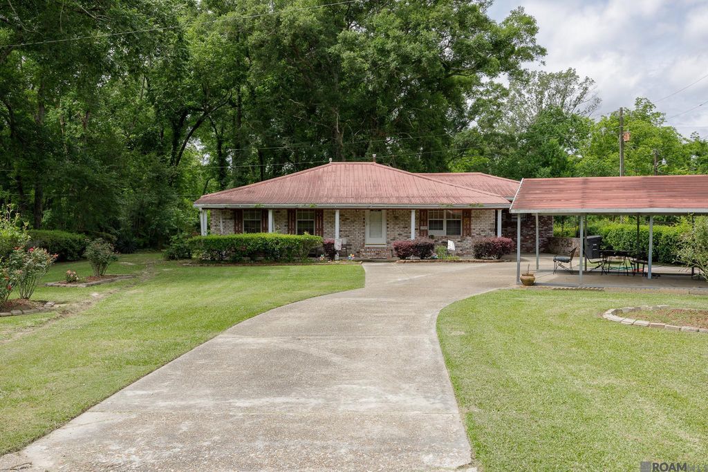 342 E Flonacher Rd, Zachary, LA 70791