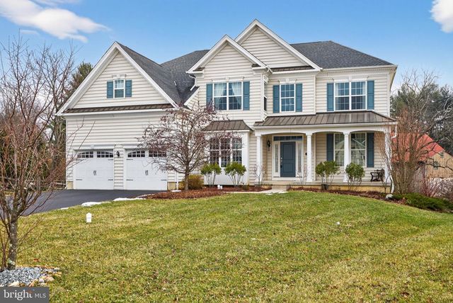 30 DOMINIC DR, Downingtown, PA 19335