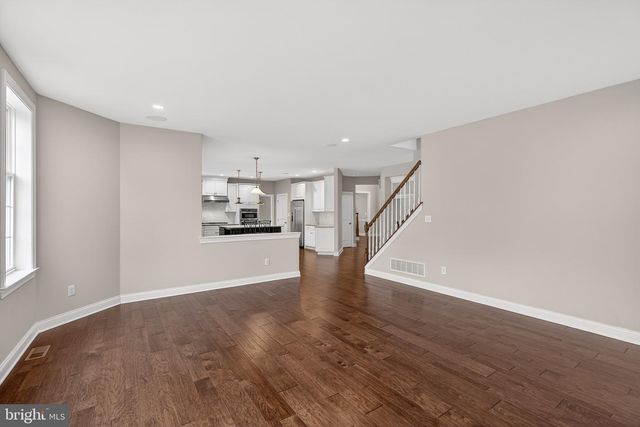 30 DOMINIC DR, Downingtown, PA 19335