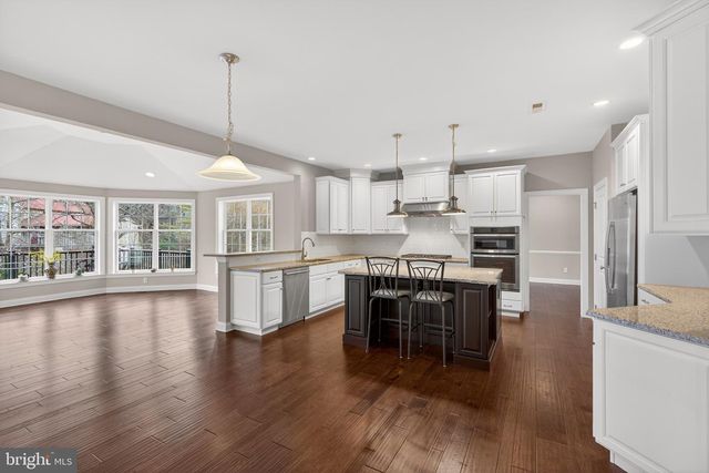 30 DOMINIC DR, Downingtown, PA 19335