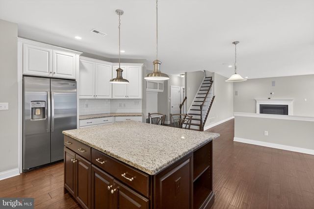 30 DOMINIC DR, Downingtown, PA 19335