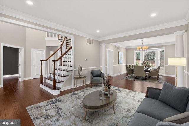 30 DOMINIC DR, Downingtown, PA 19335