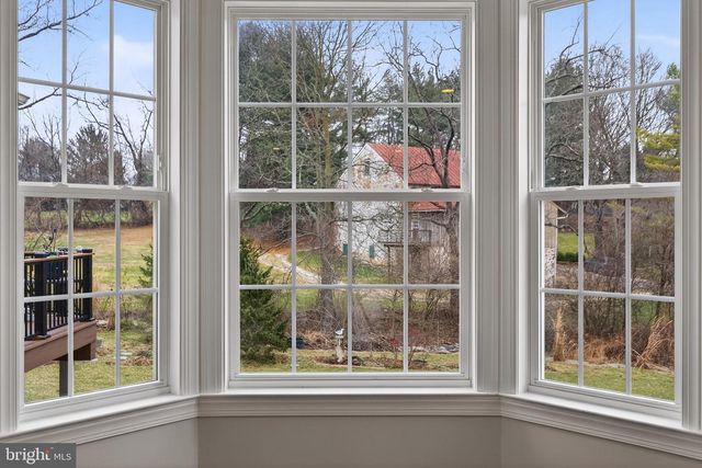 30 DOMINIC DR, Downingtown, PA 19335