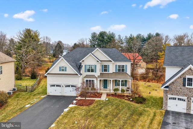 30 DOMINIC DR, Downingtown, PA 19335