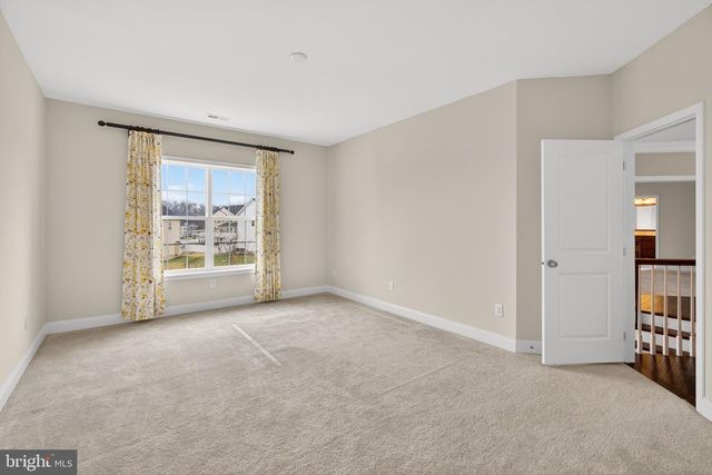 30 DOMINIC DR, Downingtown, PA 19335