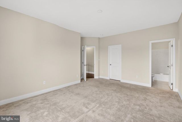 30 DOMINIC DR, Downingtown, PA 19335