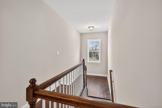 30 DOMINIC DR, Downingtown, PA 19335