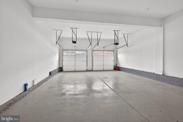 30 DOMINIC DR, Downingtown, PA 19335