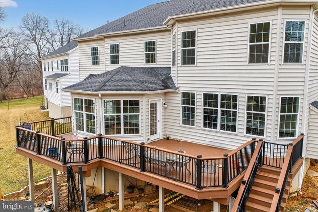 30 DOMINIC DR, Downingtown, PA 19335