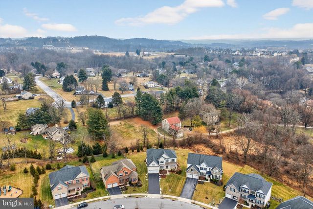 30 DOMINIC DR, Downingtown, PA 19335