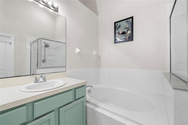 11422 MISTY ISLE LANE, Riverview, FL 33579