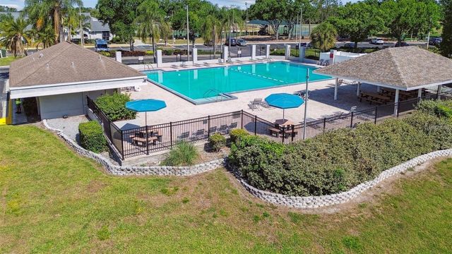 11422 MISTY ISLE LANE, Riverview, FL 33579