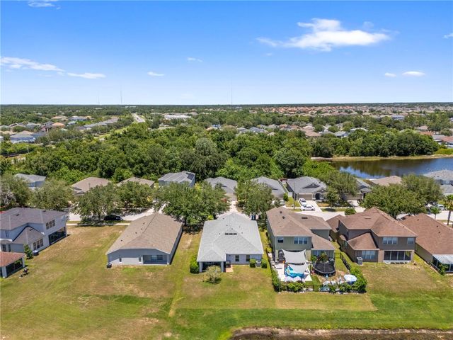 11422 MISTY ISLE LANE, Riverview, FL 33579