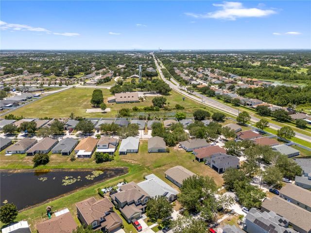 11422 MISTY ISLE LANE, Riverview, FL 33579
