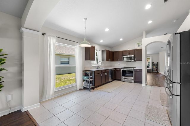 11422 MISTY ISLE LANE, Riverview, FL 33579