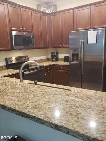 10285 Via Colomba CIR, Fort Myers, FL 33966