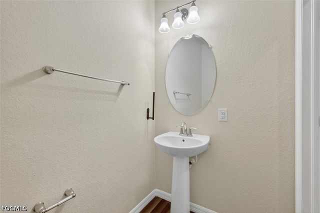 10285 Via Colomba CIR, Fort Myers, FL 33966