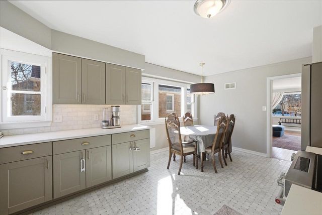 2846 N 81st STREET, Milwaukee, WI 53222