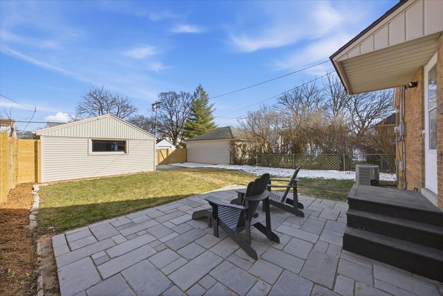 2846 N 81st STREET, Milwaukee, WI 53222