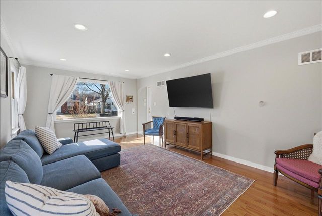 2846 N 81st STREET, Milwaukee, WI 53222