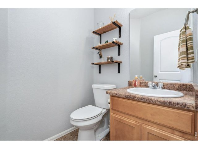 375 Shadowbrook Dr, Windsor, CO 80550