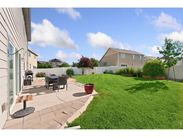 375 Shadowbrook Dr, Windsor, CO 80550